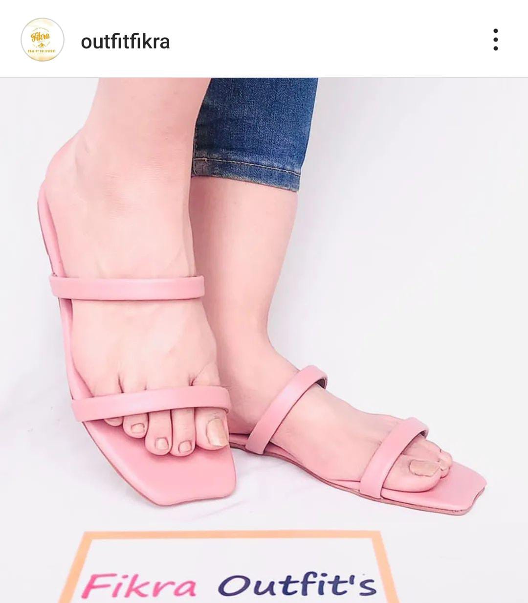 TWO STRIP FLAT(Message us on Instagram or WhatsApp for any kind of information we are available)
