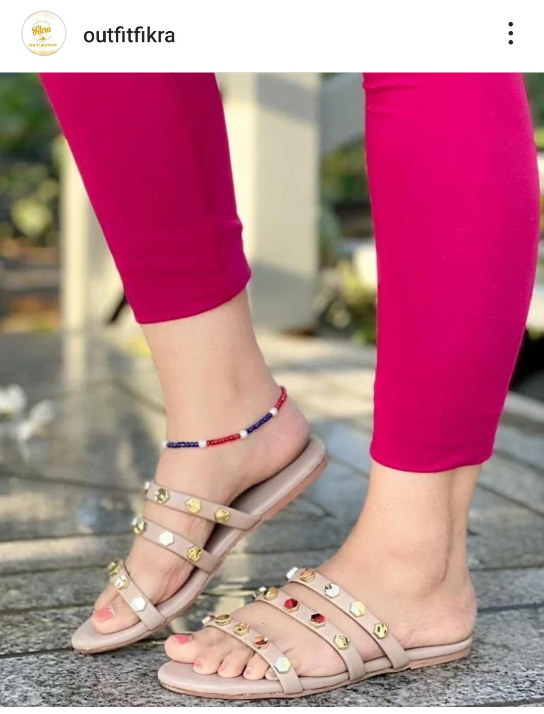 GOLD STONE FLAT(Message us on Instagram or WhatsApp for any kind of information we are available)