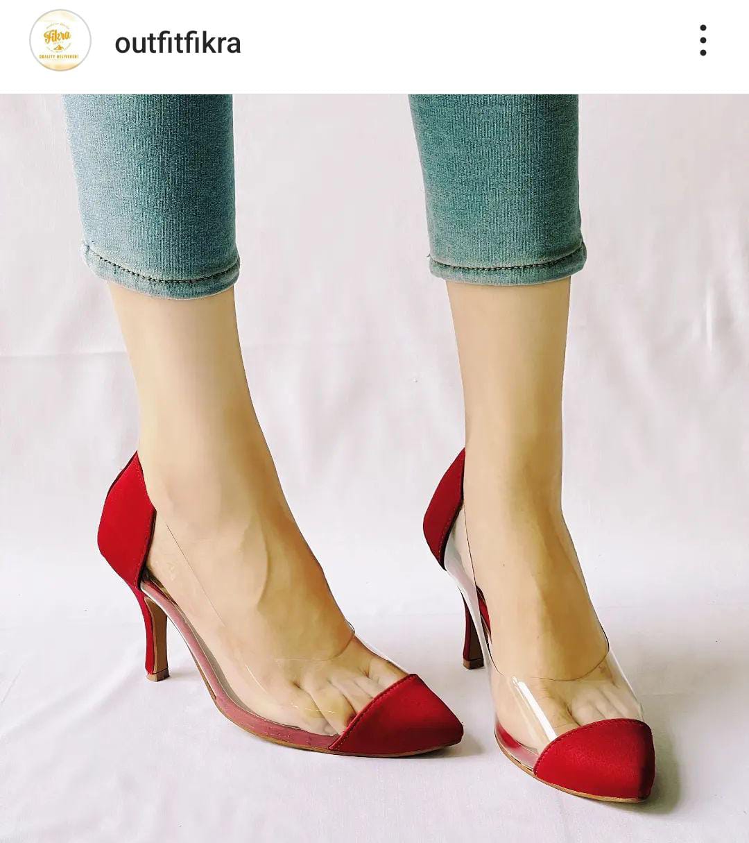 WDW HEEL(Message us on Instagram or WhatsApp for any kind of information we are available)