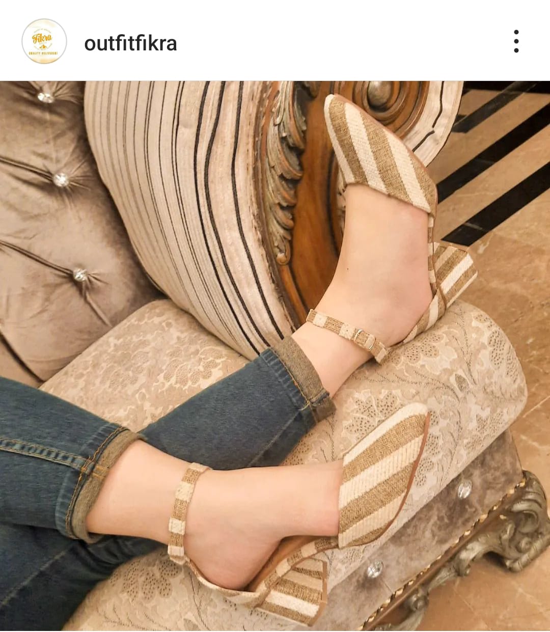 TPH PRINT HEEL(Message us on Instagram or WhatsApp for any kind of information we are available)