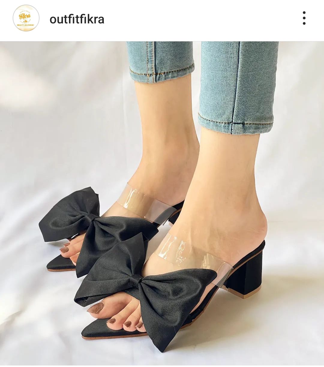 DGI HEEL(Message us on Instagram or WhatsApp for any kind of information we are available)