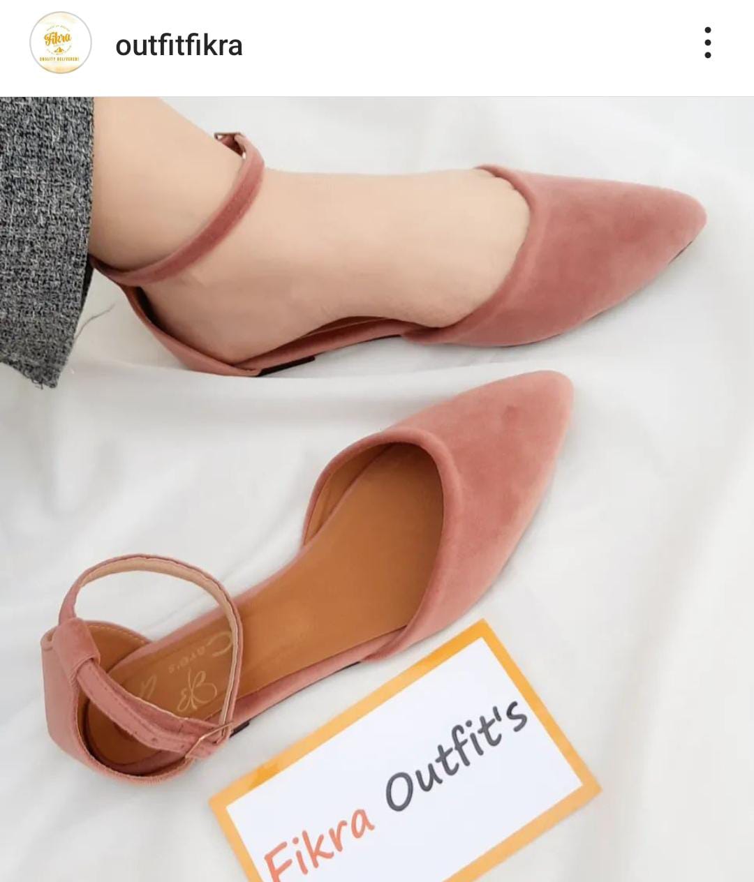 PF FLAT PUMPY(Message us on Instagram or WhatsApp for any kind of information we are available)