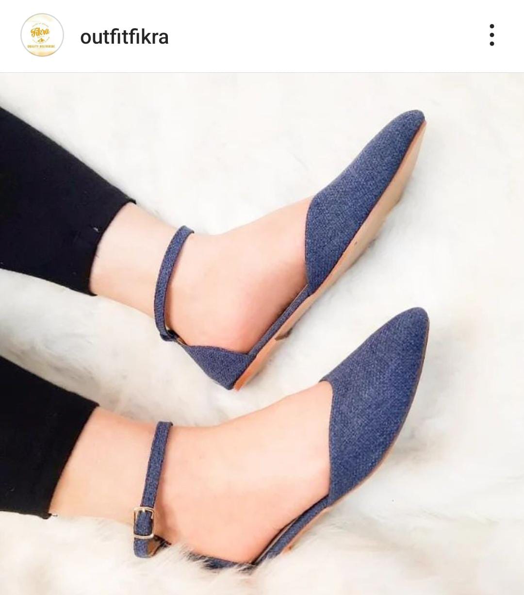 PF FLAT PUMPY(Message us on Instagram or WhatsApp for any kind of information we are available)