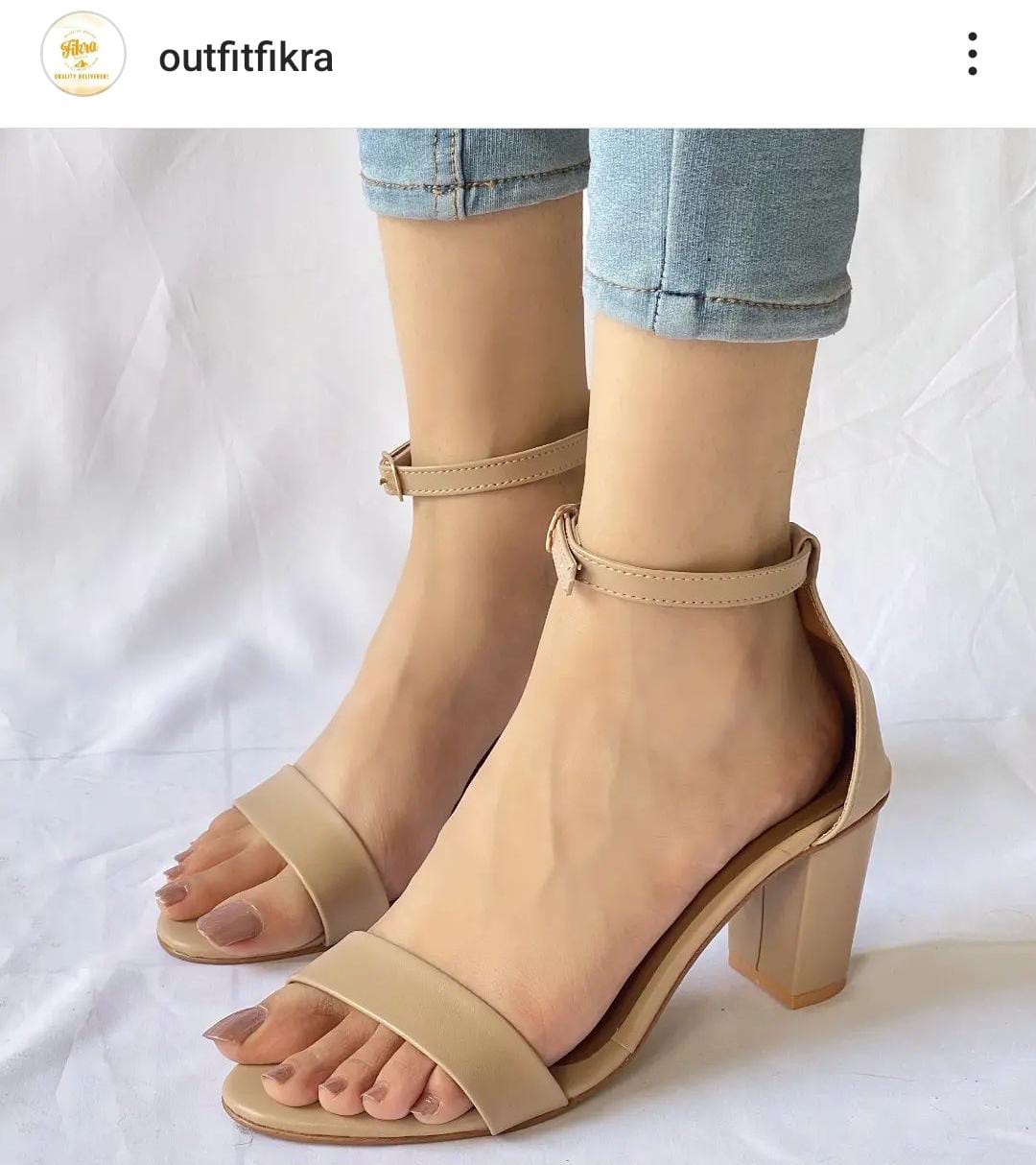 CV HEEL (3"INCHES)(Message us on Instagram or WhatsApp for any kind of information we are available)