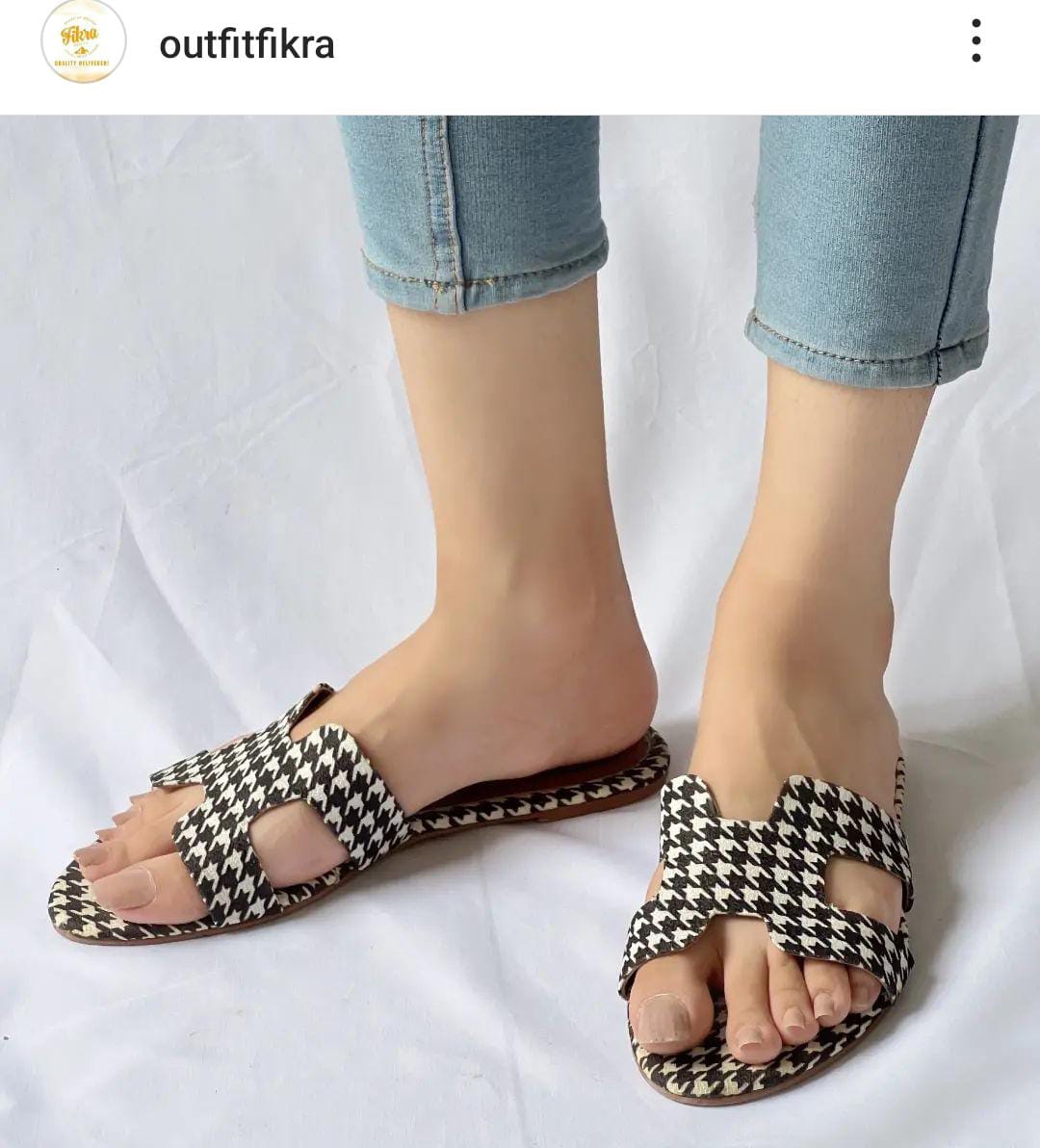 X FLAT(Message us on Instagram or WhatsApp for any kind of information we are available)