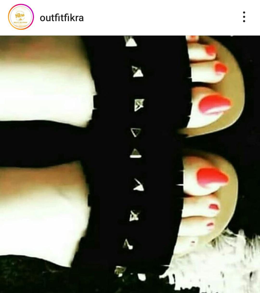 RN FLAT(Message us on Instagram or WhatsApp for any kind of information we are available)