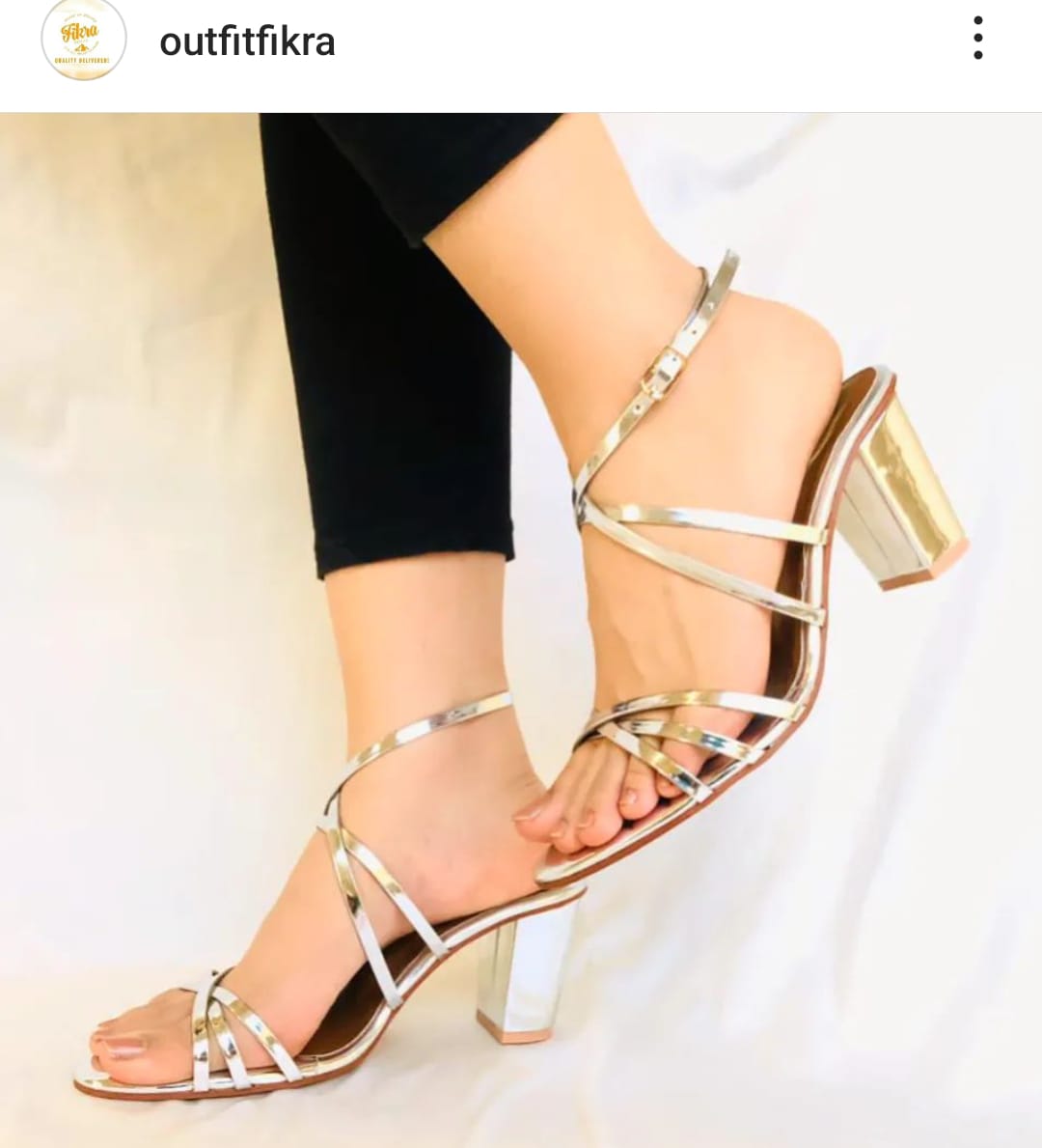 THIN STRIP HEEL(Message us on Instagram or WhatsApp for any kind of information we are available)
